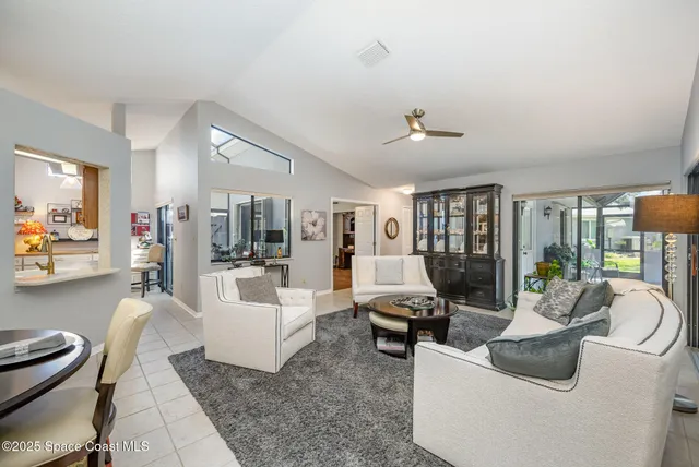 $298,900 | 1423 Independence Avenue, Melbourne, FL 32940