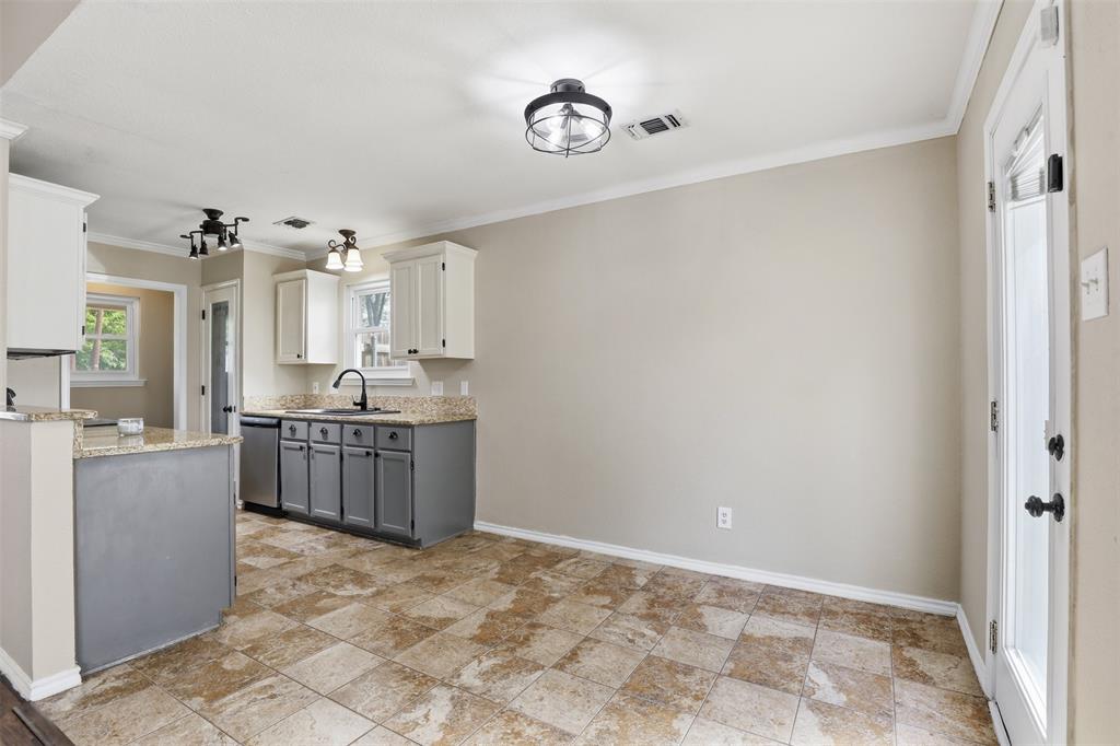 108 George Street Cleburne, TX 76031 - Photo 9 of 29