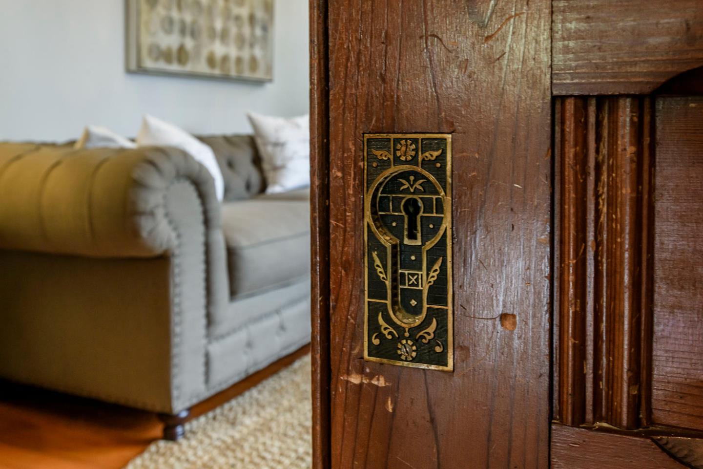 1136 Waverley Street Palo Alto, CA 94301 - Photo 11 of 28 a close up of a door