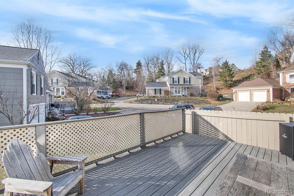 1366 Crescent Lane Rochester Hills, MI 48306 - Photo 28 of 30