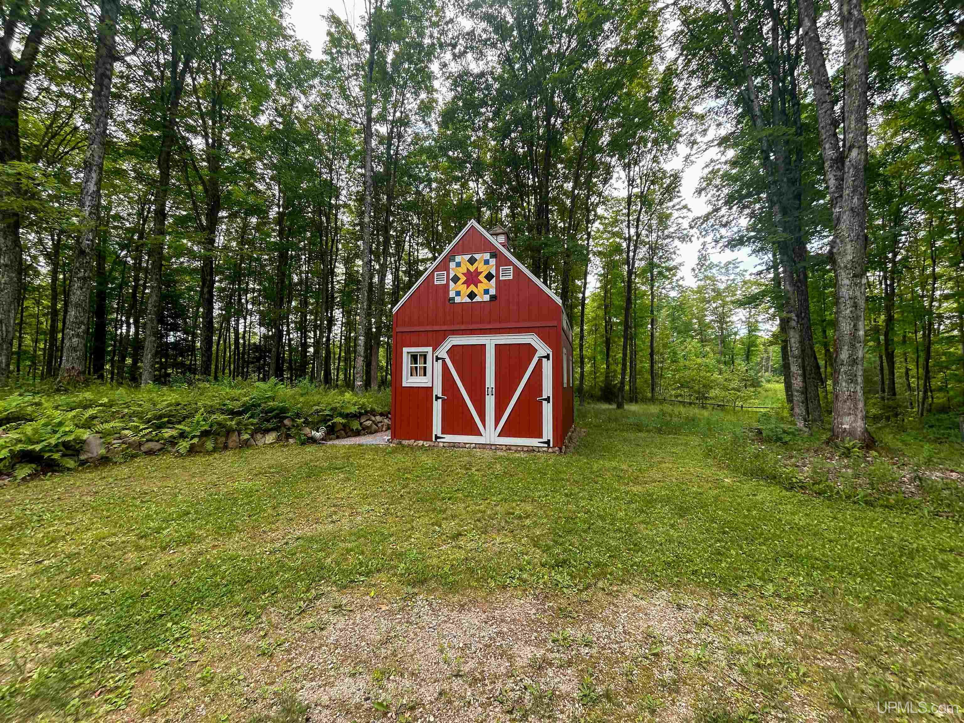 E445 King Road Trenary, MI 49891 - Photo 27 of 34 Gallery Image 27