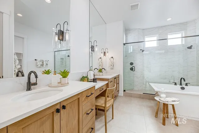 $1,127,044 | 21726 Appaloosa Avenue, Star, ID 83669