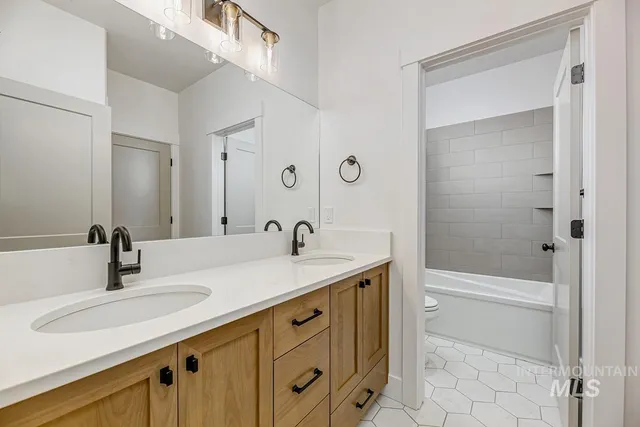 $1,127,044 | 21726 Appaloosa Avenue, Star, ID 83669