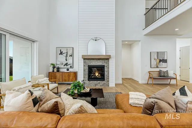 $1,127,044 | 21726 Appaloosa Avenue, Star, ID 83669