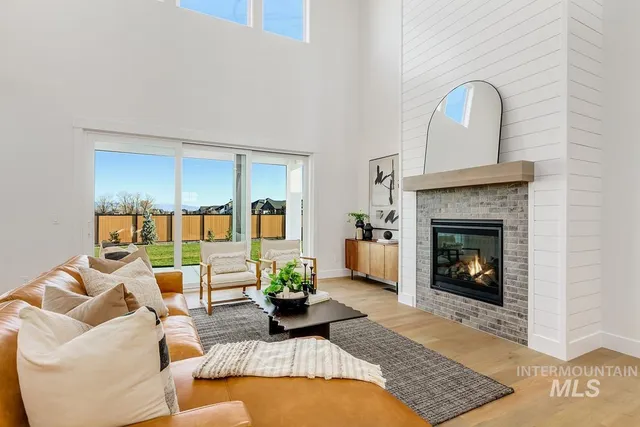 $1,127,044 | 21726 Appaloosa Avenue, Star, ID 83669