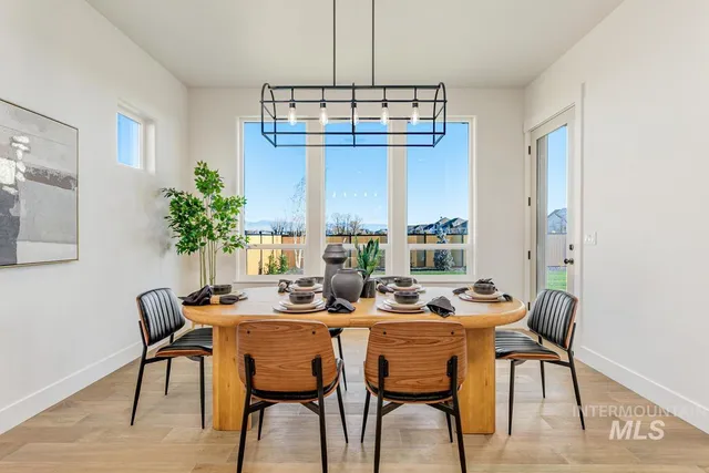 $1,127,044 | 21726 Appaloosa Avenue, Star, ID 83669