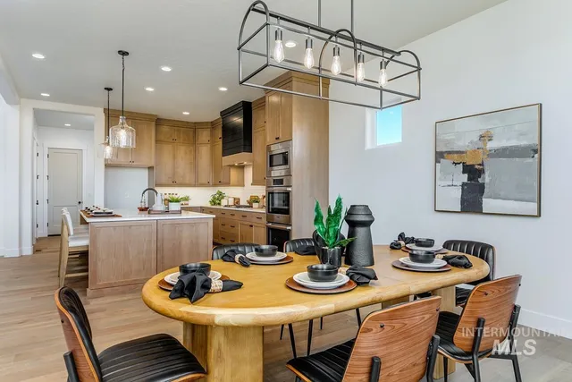 $1,127,044 | 21726 Appaloosa Avenue, Star, ID 83669