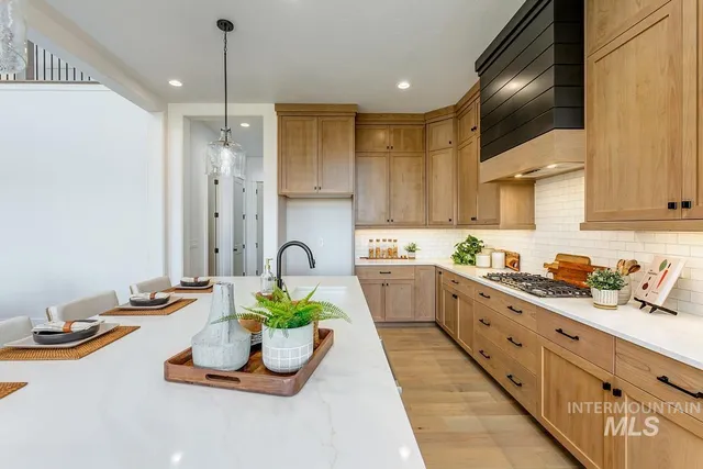 $1,127,044 | 21726 Appaloosa Avenue, Star, ID 83669