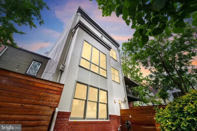 $1,059,000 | 1423 1st Street Northwest, Unit B, Washington, DC 20001