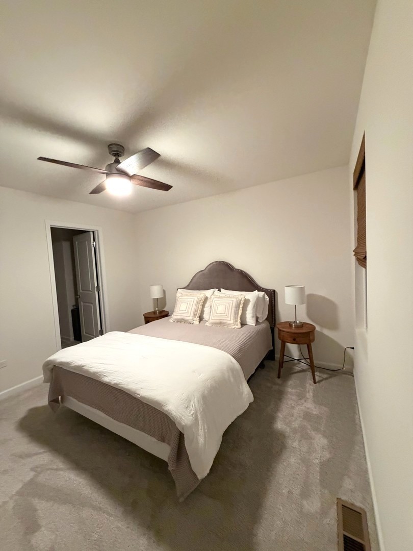 1221 Josiah Road, Unit 1221 Naperville, IL 60563 - Photo 22 of 43 Gallery Image 22
