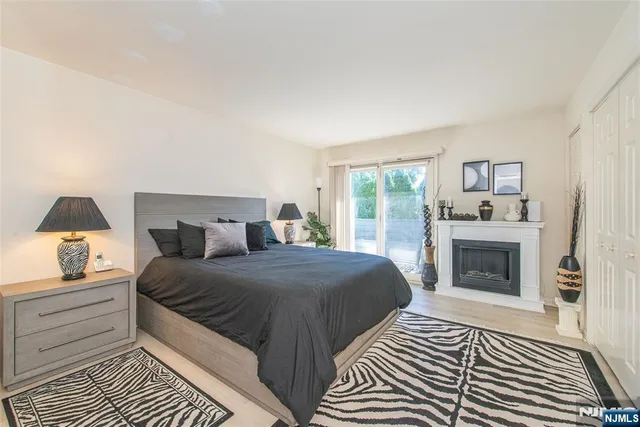 $439,999 | 5 Domessina Lane, Unit E1, Caldwell, NJ 07006