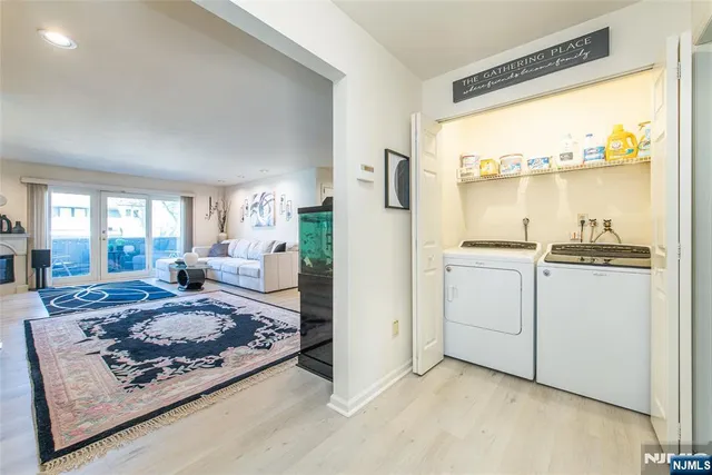 $439,999 | 5 Domessina Lane, Unit E1, Caldwell, NJ 07006