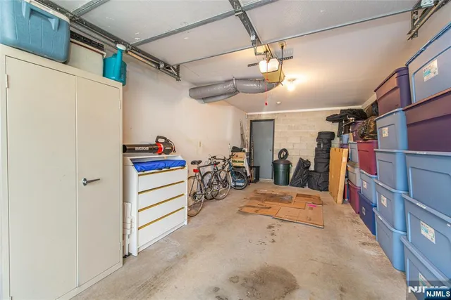 $439,999 | 5 Domessina Lane, Unit E1, Caldwell, NJ 07006