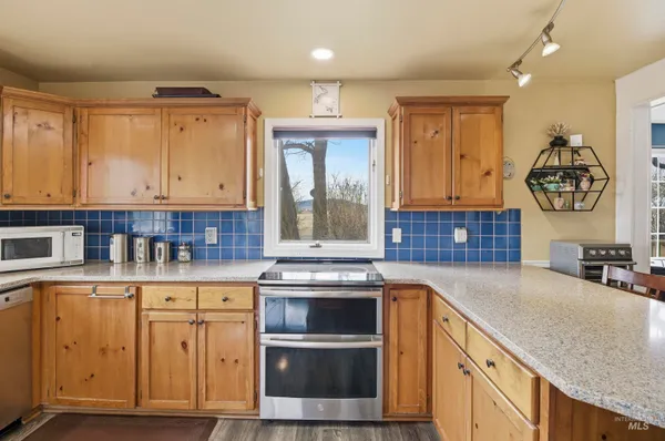 $749,000 | 2210 Trail Road, Moscow, ID 83843