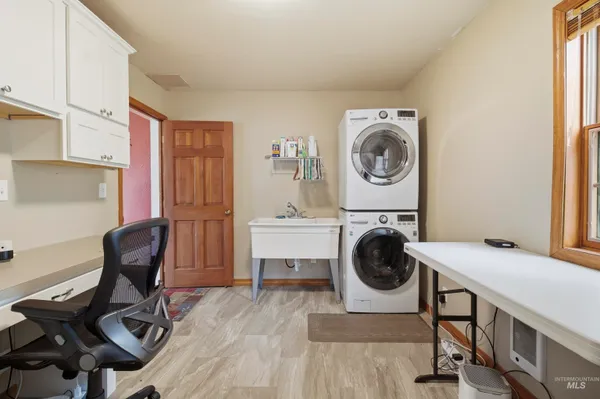 $749,000 | 2210 Trail Road, Moscow, ID 83843