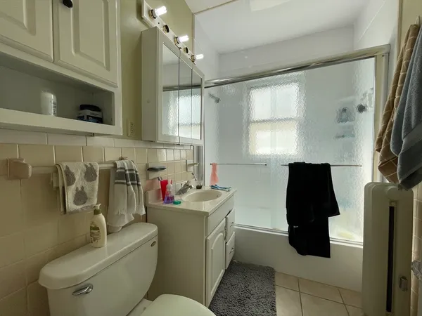 $2,550 | 40 Tremont Street, Unit 3, Boston, MA 02135
