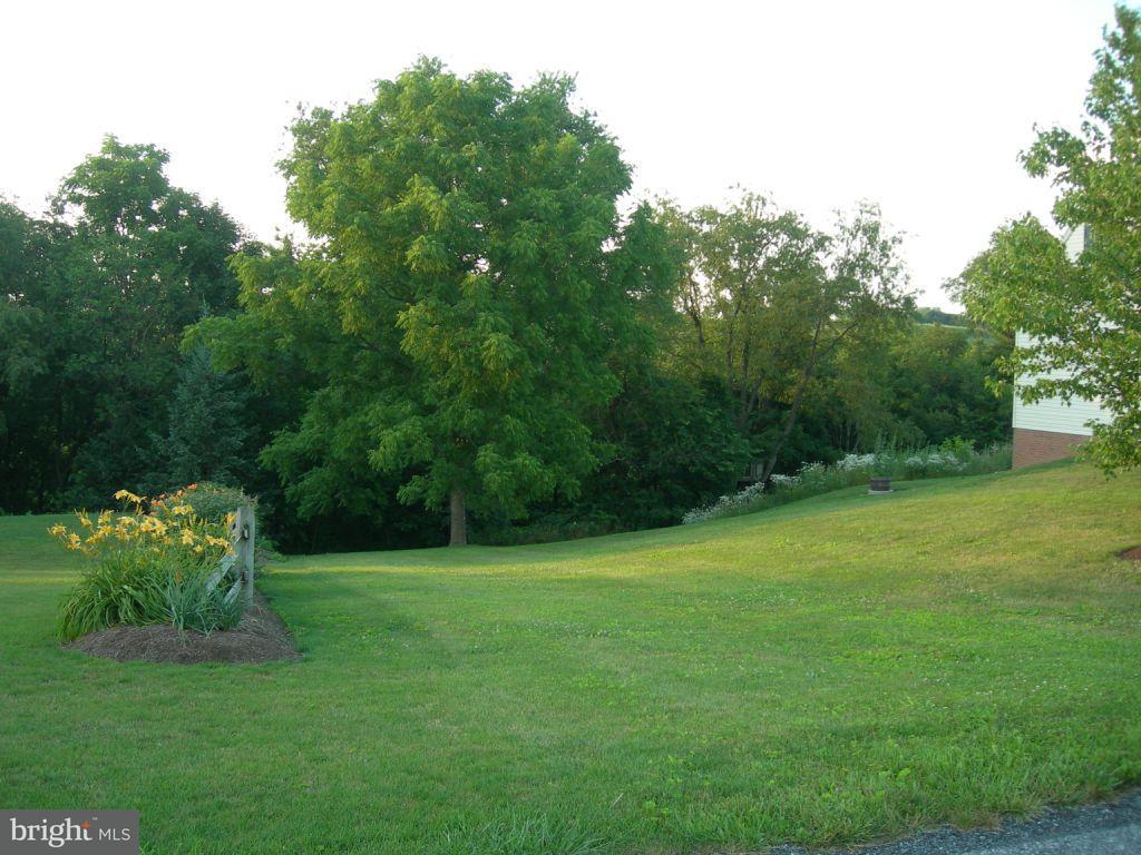 2214 Sunnyside Road Manheim, PA 17545 - Photo 26 of 28