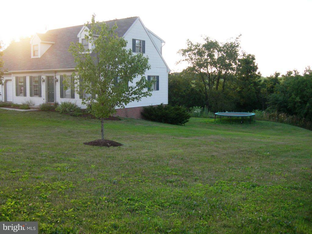 2214 Sunnyside Road Manheim, PA 17545 - Photo 27 of 28