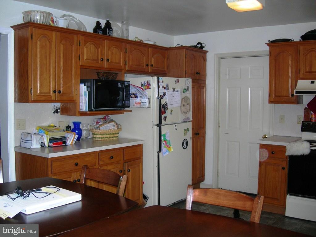 2214 Sunnyside Road Manheim, PA 17545 - Photo 5 of 28