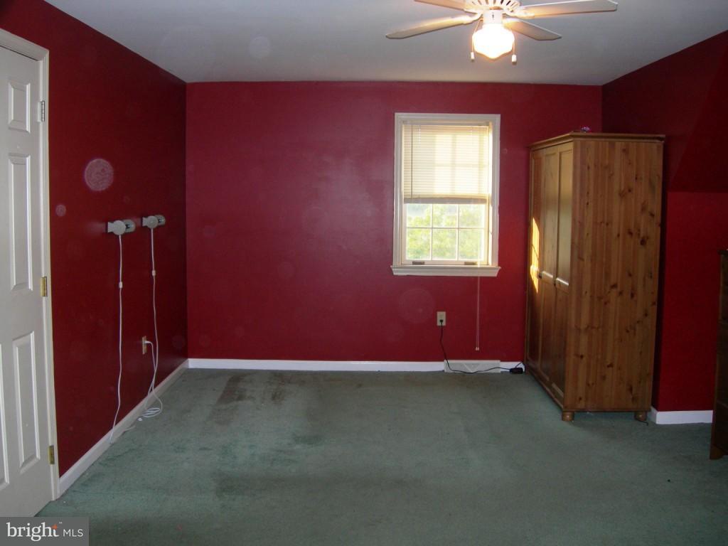 2214 Sunnyside Road Manheim, PA 17545 - Photo 8 of 28