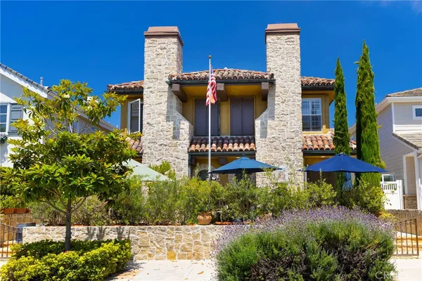 $13,500 | 515 Begonia Avenue, Unit B, Corona del Mar, CA 92625