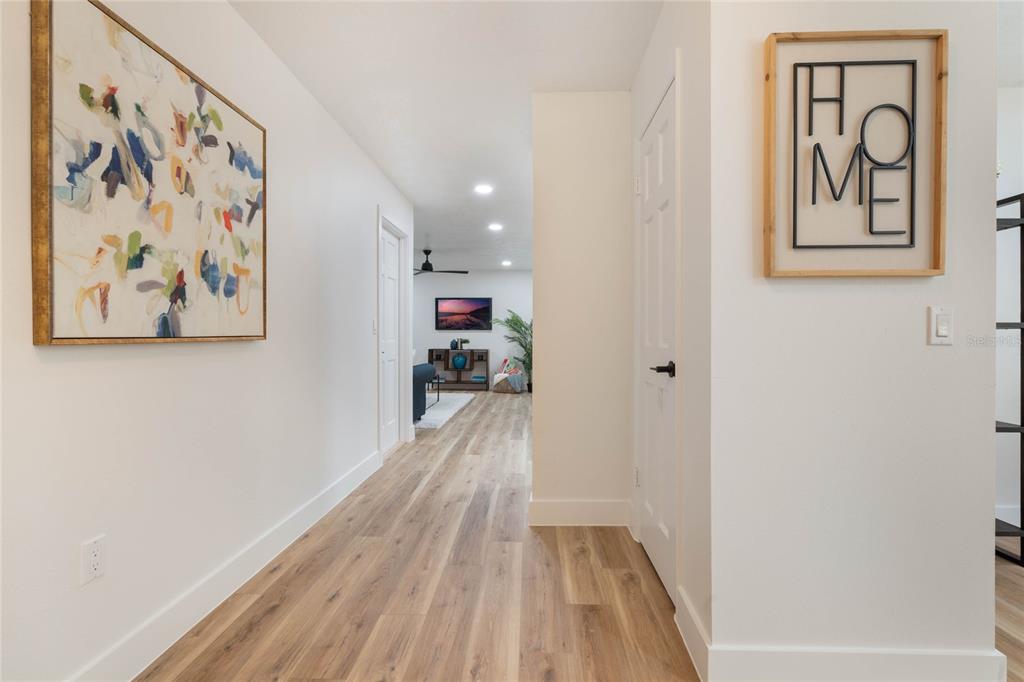 113 Bayberry Road Altamonte Springs, FL 32714 - Photo 4 of 21 Gallery Image 4