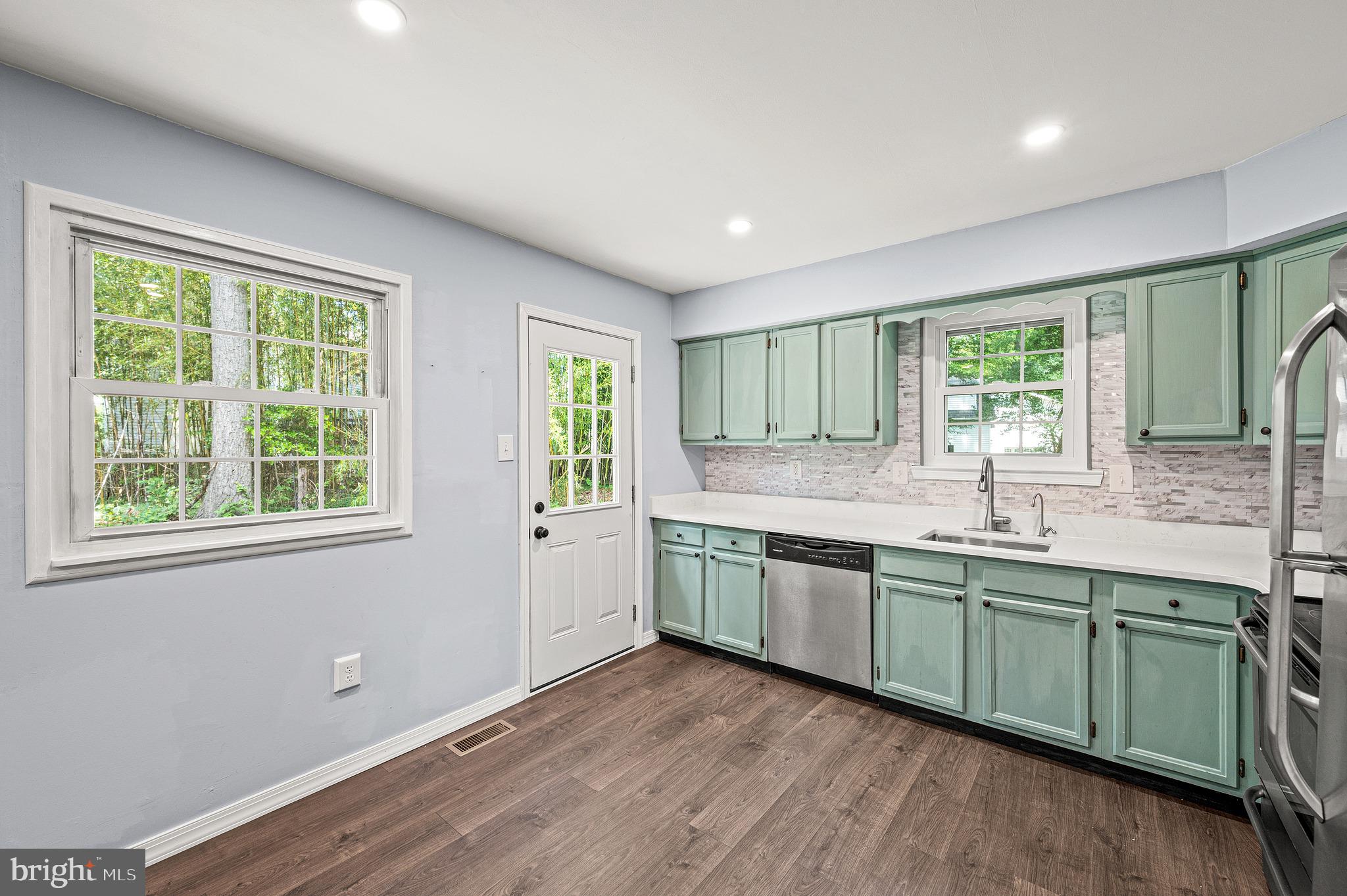 1199 Glenside Road Downingtown, PA 19335 - Photo 9 of 47 Kitchen