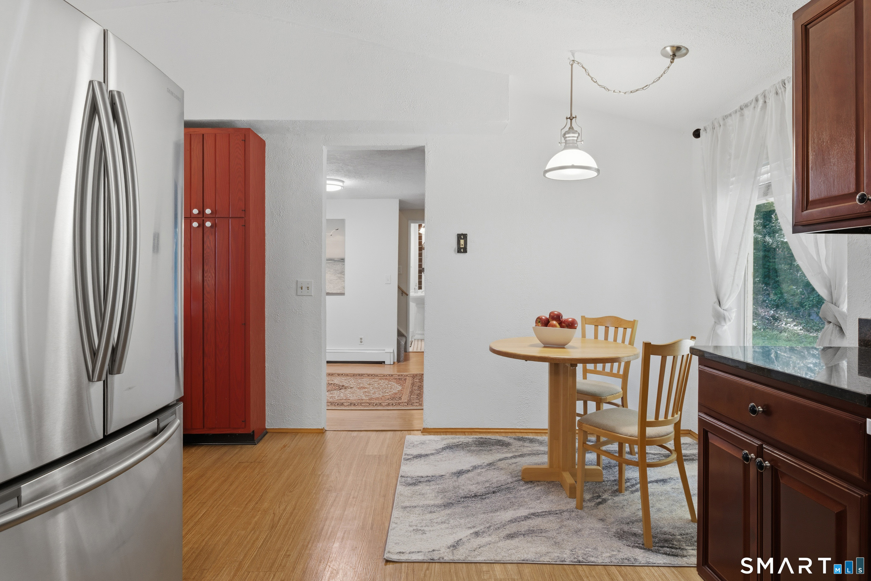 4 Beach Road Danbury, CT 06811 - Photo 15 of 39