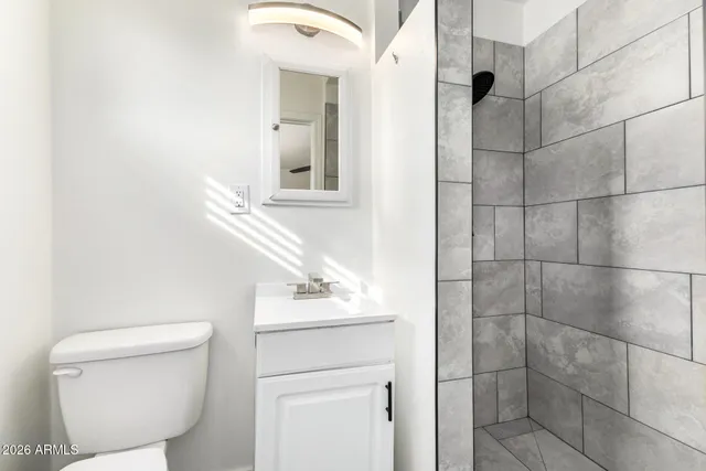 $2,395 | 3920 West Harmont Drive, Phoenix, AZ 85051