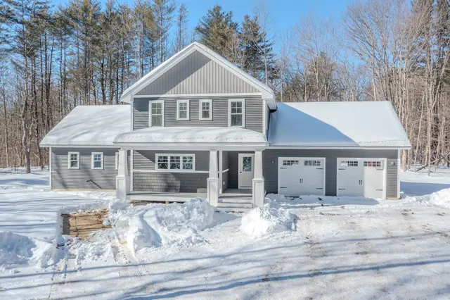 $929,000 | 36 Leavitt Lane, Strafford, NH 03884