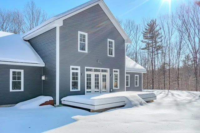 $929,000 | 36 Leavitt Lane, Strafford, NH 03884
