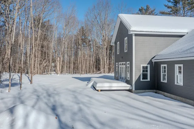 $929,000 | 36 Leavitt Lane, Strafford, NH 03884