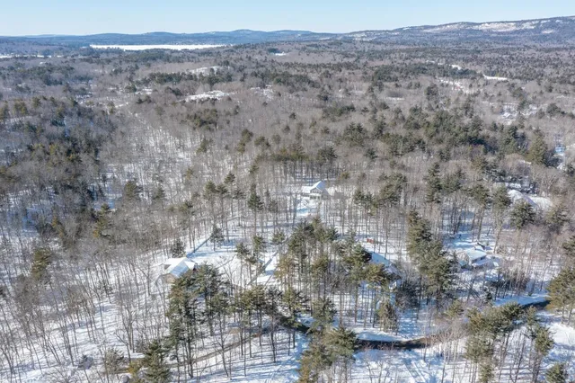 $929,000 | 36 Leavitt Lane, Strafford, NH 03884