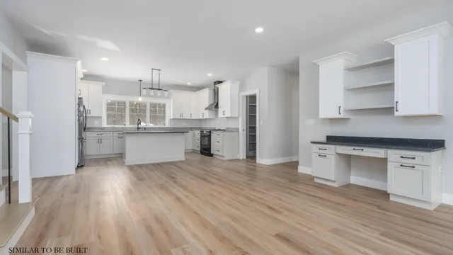 $929,000 | 36 Leavitt Lane, Strafford, NH 03884