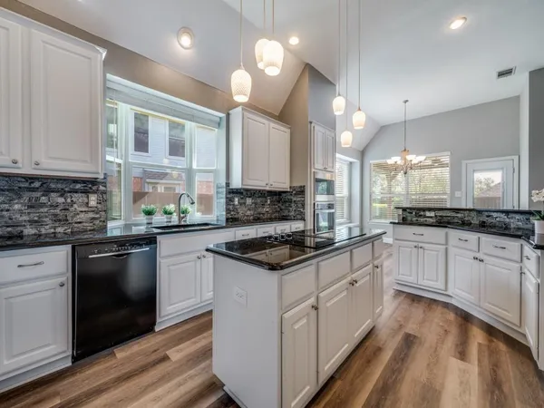 $570,000 | 2715 Creek Crossing Drive, McKinney, TX 75072