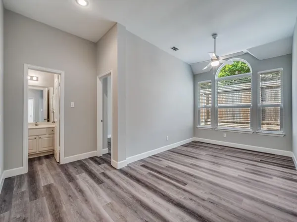 $570,000 | 2715 Creek Crossing Drive, McKinney, TX 75072