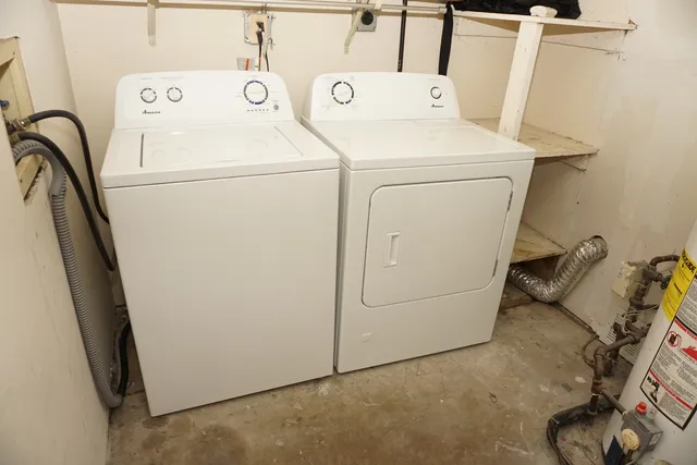 $2,499 | 3055 Timber Hill Lane, Aurora, IL 60504