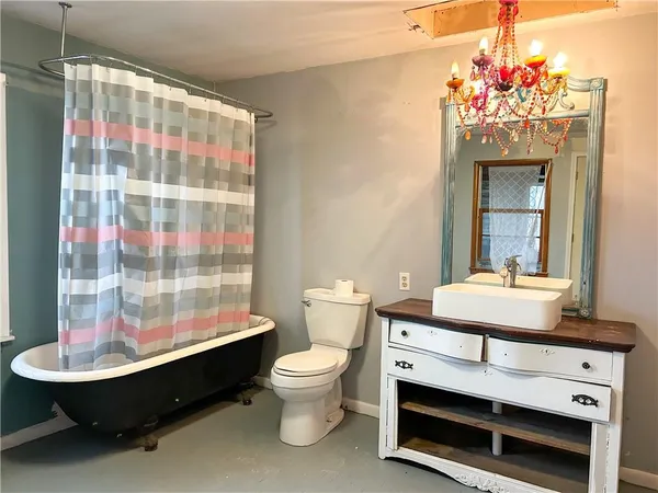 $349,900 | 421 South 1st Street, Mound City, KS 66056