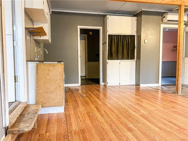 $349,900 | 421 South 1st Street, Mound City, KS 66056