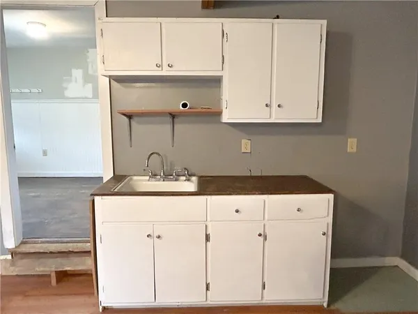 $349,900 | 421 South 1st Street, Mound City, KS 66056