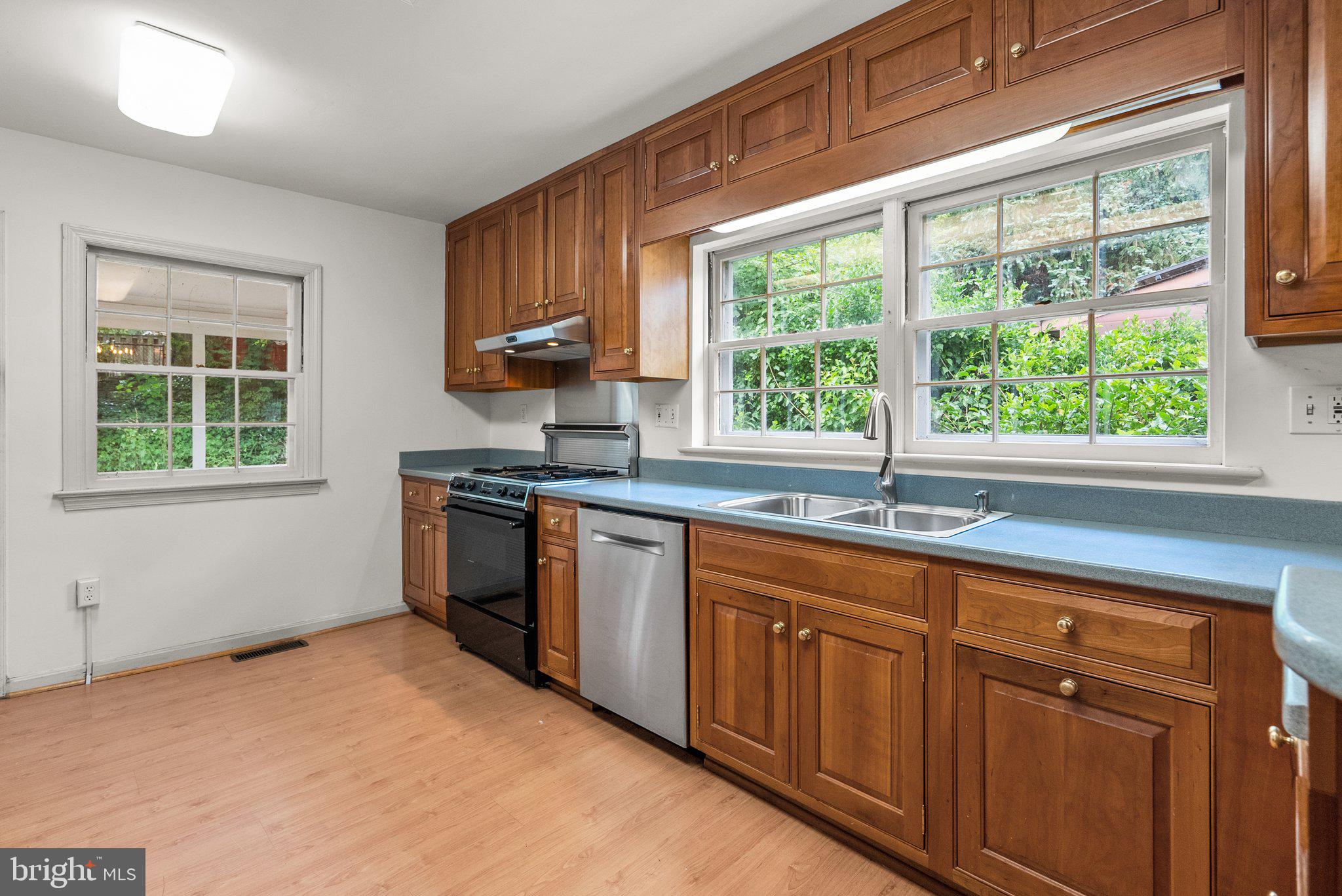 9620 Lorain Avenue Silver Spring, MD 20901 - Photo 10 of 48 Gallery Image 10
