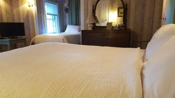 $959,500 | 94 Main Street, Northfield, MA 01360