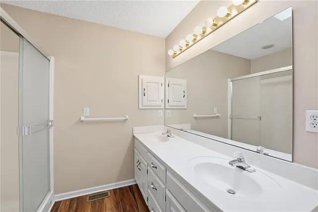 $350,000 | 6414 Northwest Revere Drive, Kansas City, MO 64151