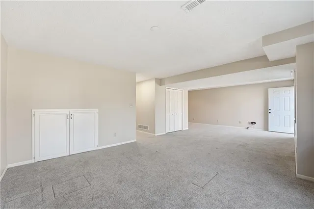 $350,000 | 6414 Northwest Revere Drive, Kansas City, MO 64151