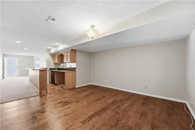 $350,000 | 6414 Northwest Revere Drive, Kansas City, MO 64151