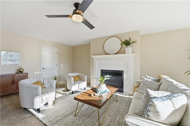 $350,000 | 6414 Northwest Revere Drive, Kansas City, MO 64151