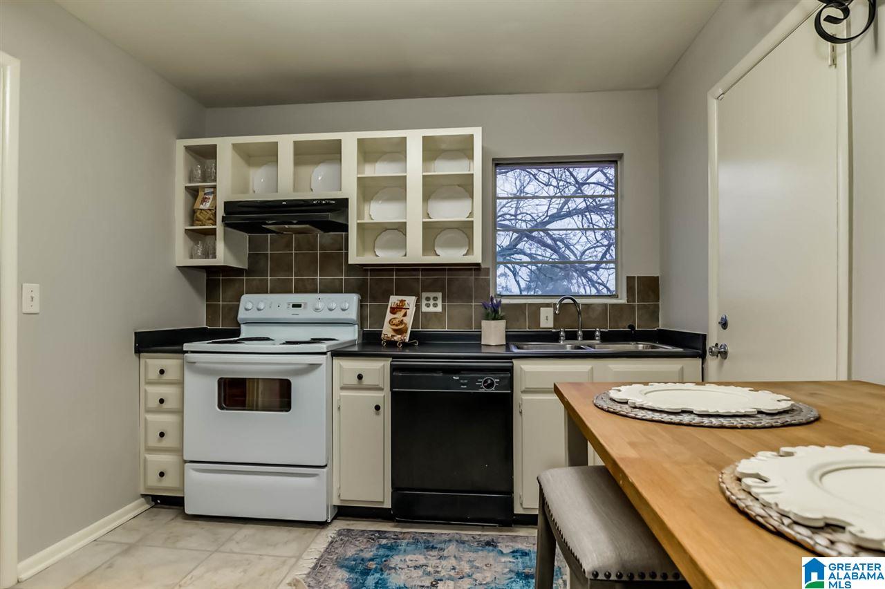 2032 Lancaster Road, Unit C Homewood, AL 35209 - Photo 9 of 18