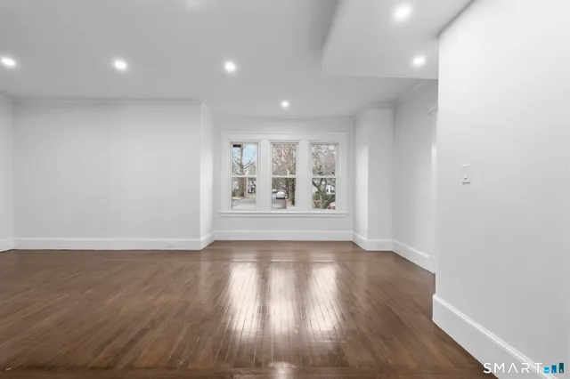 $629,900 | 21 Richmond Avenue, New Haven, CT 06515