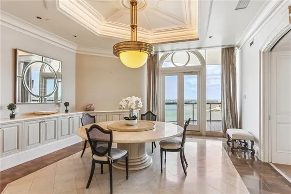 $22,000 | 600 Port Of New Orleans Place, Unit 15F, New Orleans, LA 70130
