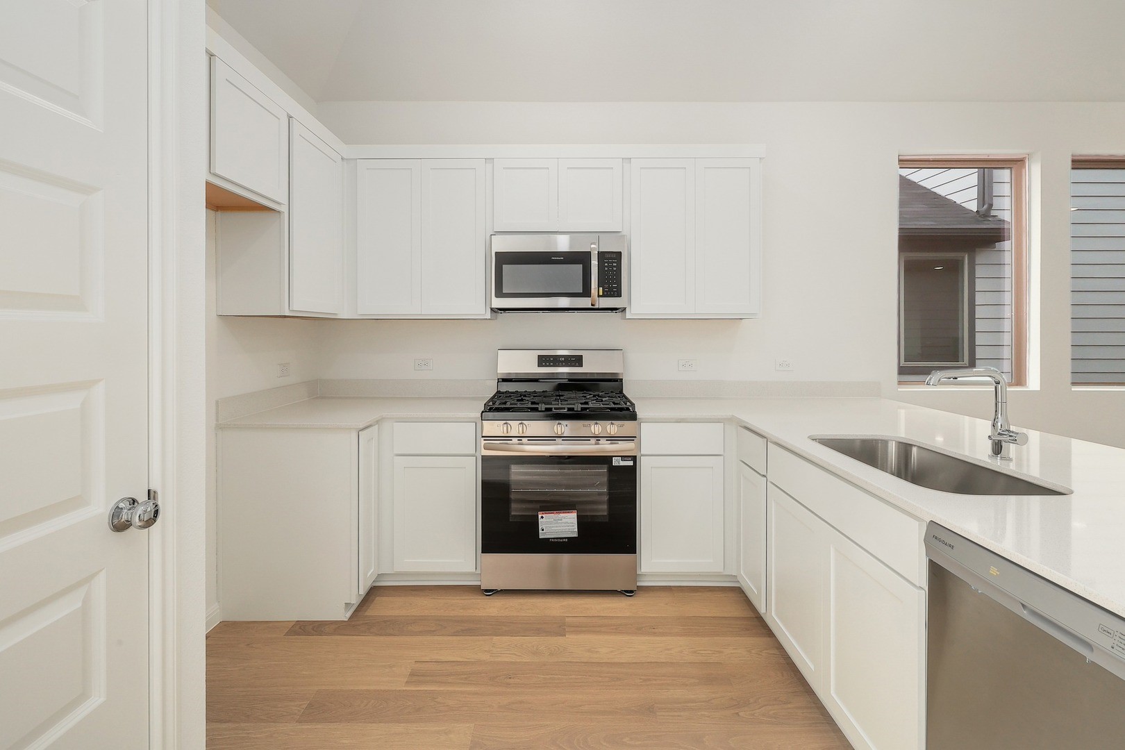 1140 Pine Rivage Drive Huffman, TX 77336 - Photo 5 of 25 Kitchen in the Ash home plan by Trophy Signature Homes – REPRESENTATIVE PHOTO